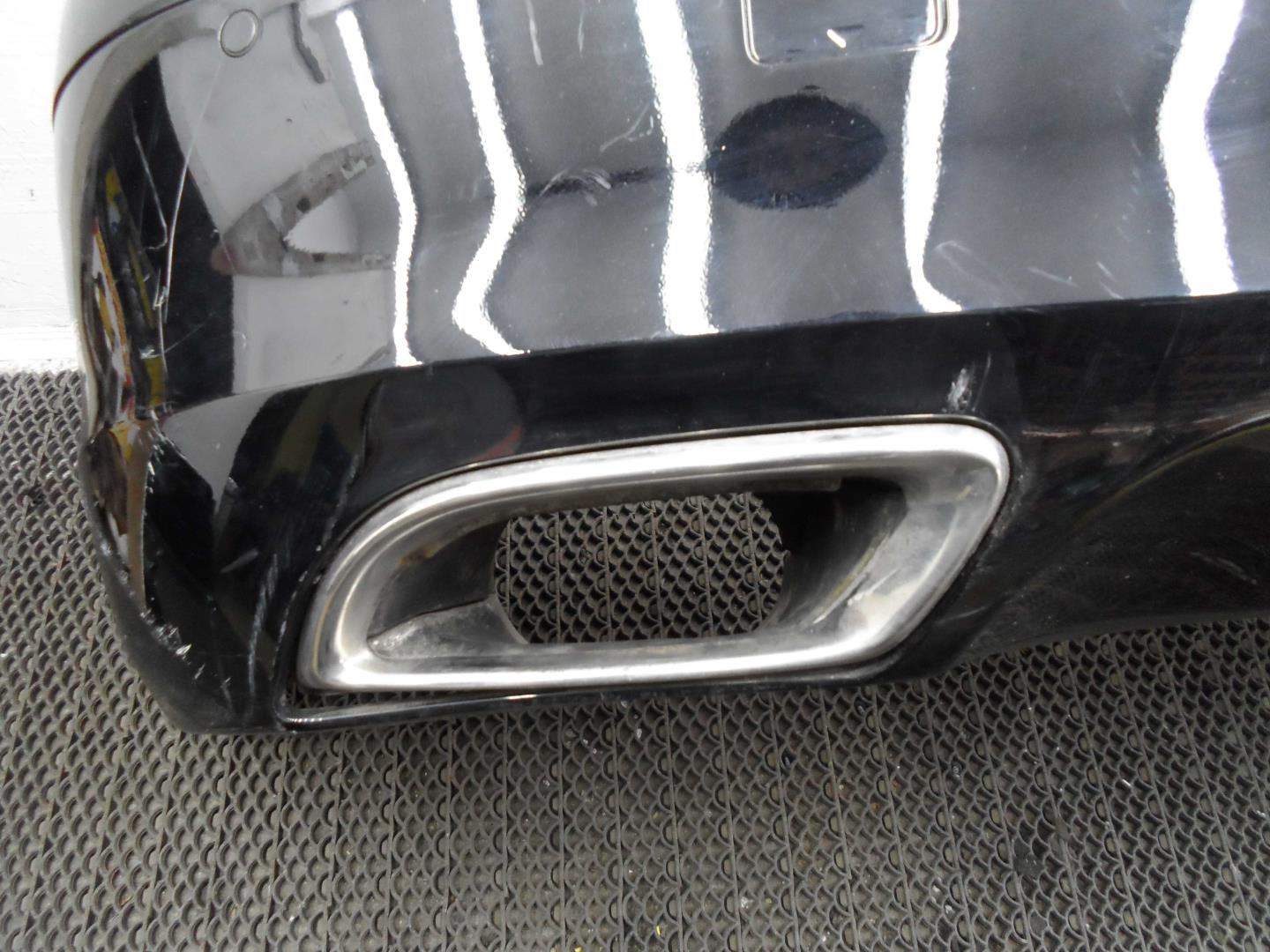 Бампер задний