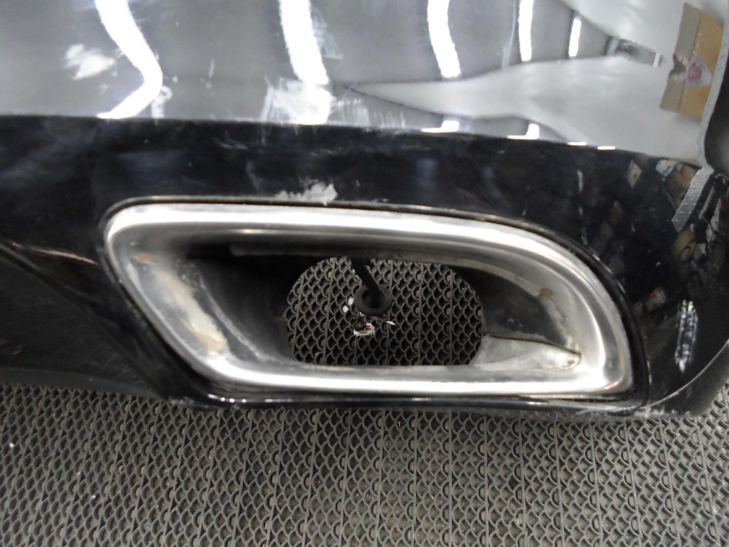 Бампер задний