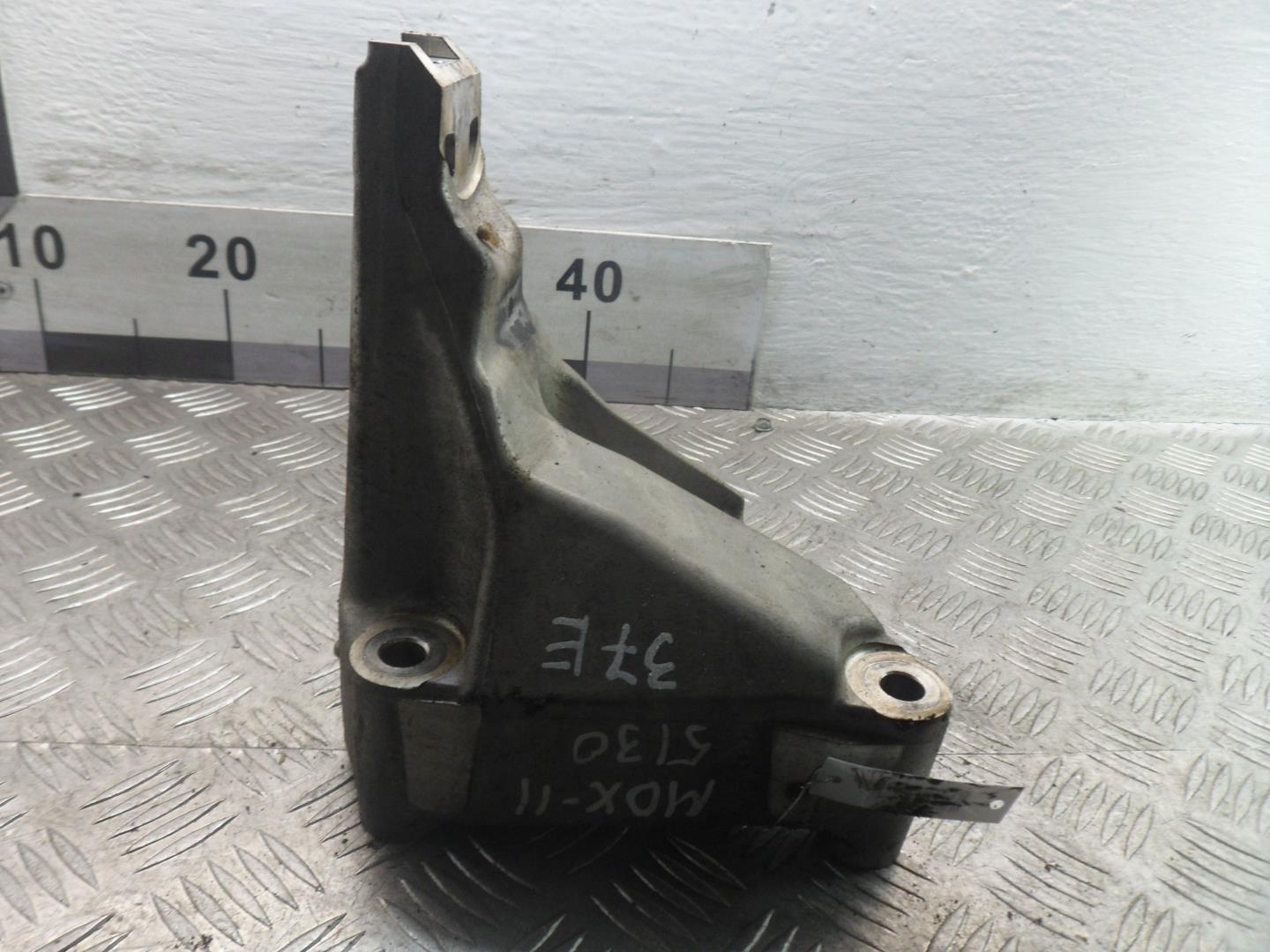 Кронштейн двигателя