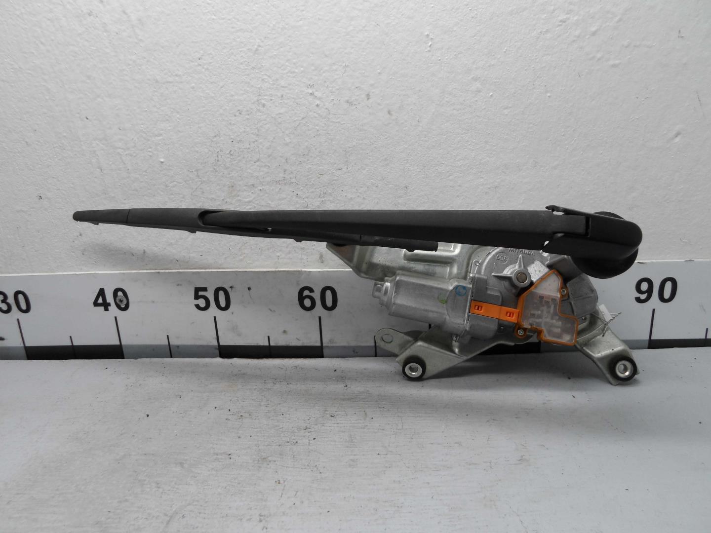 Моторчик стеклоочистителя задний