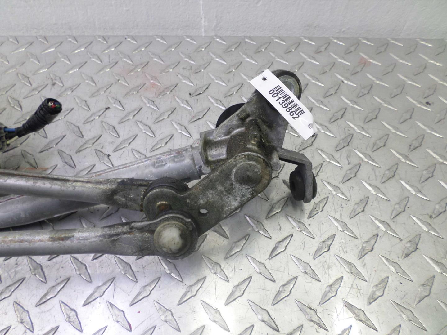 Трапеция стеклоочистителей