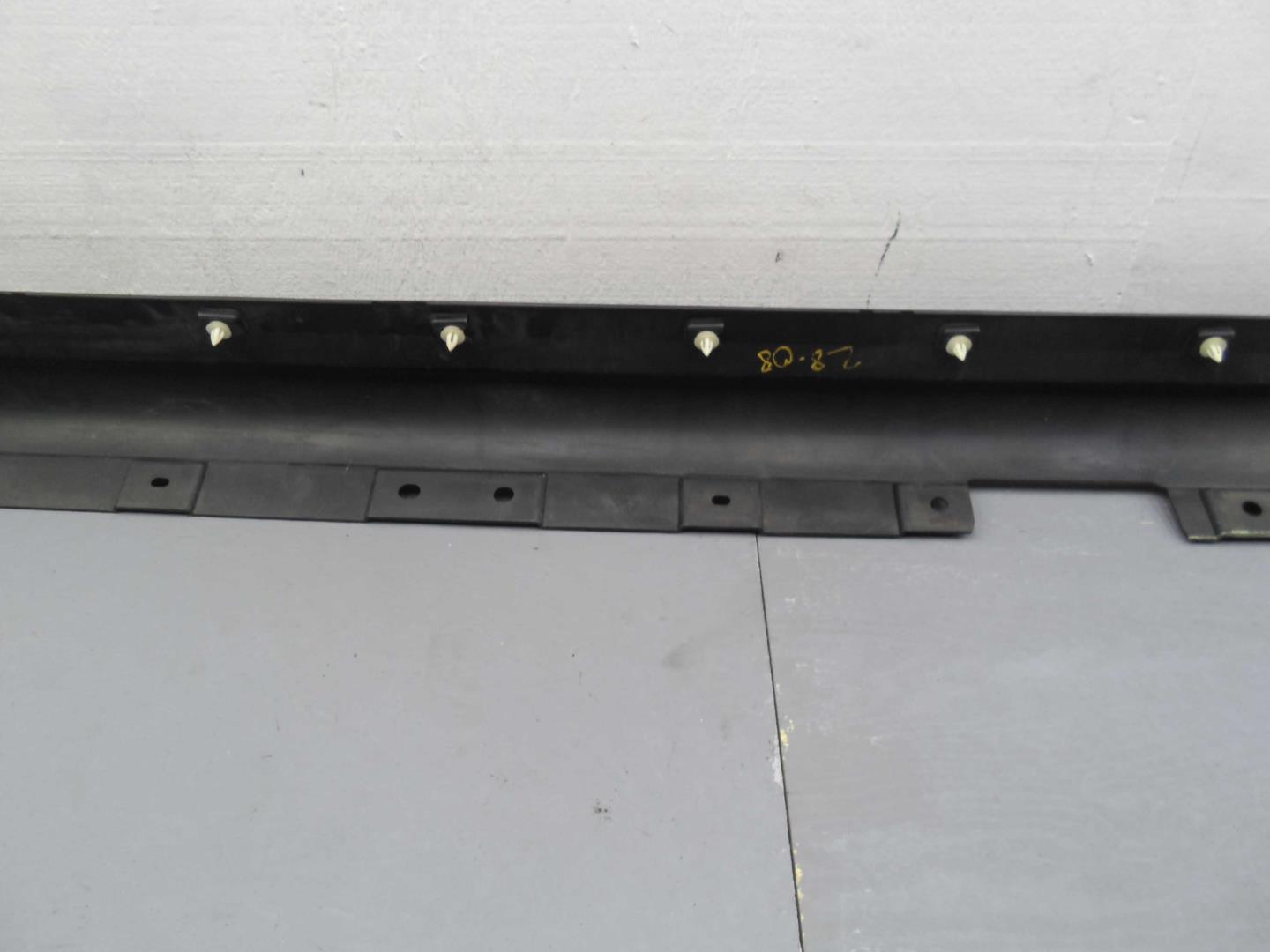 Накладка на порог (наружная)