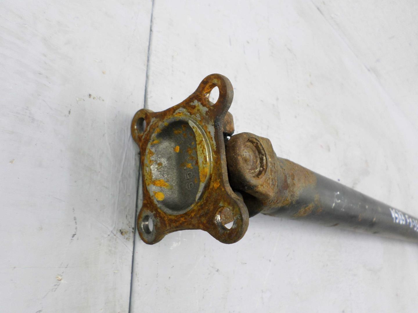 Вал карданный передний