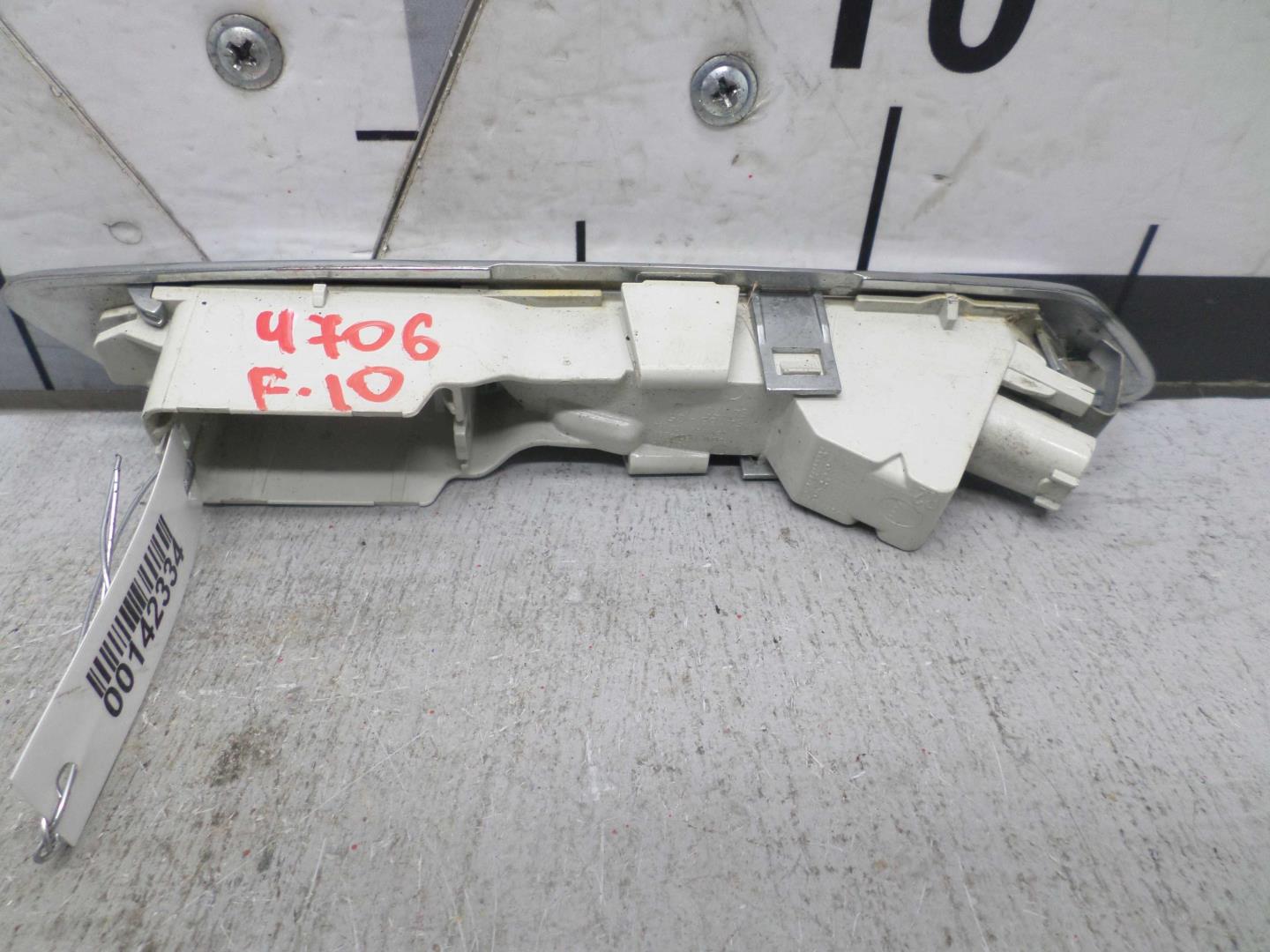 Указатель поворота правый