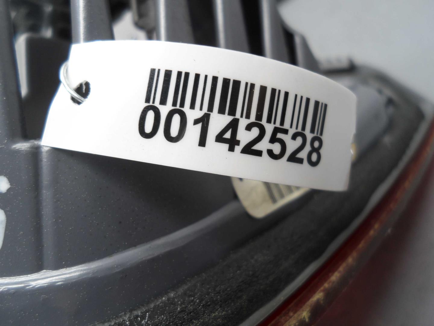 Фонарь задний внутренний левый