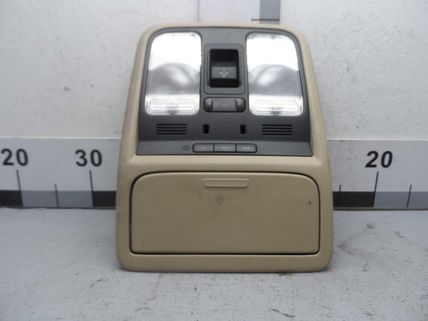 Плафон салонный