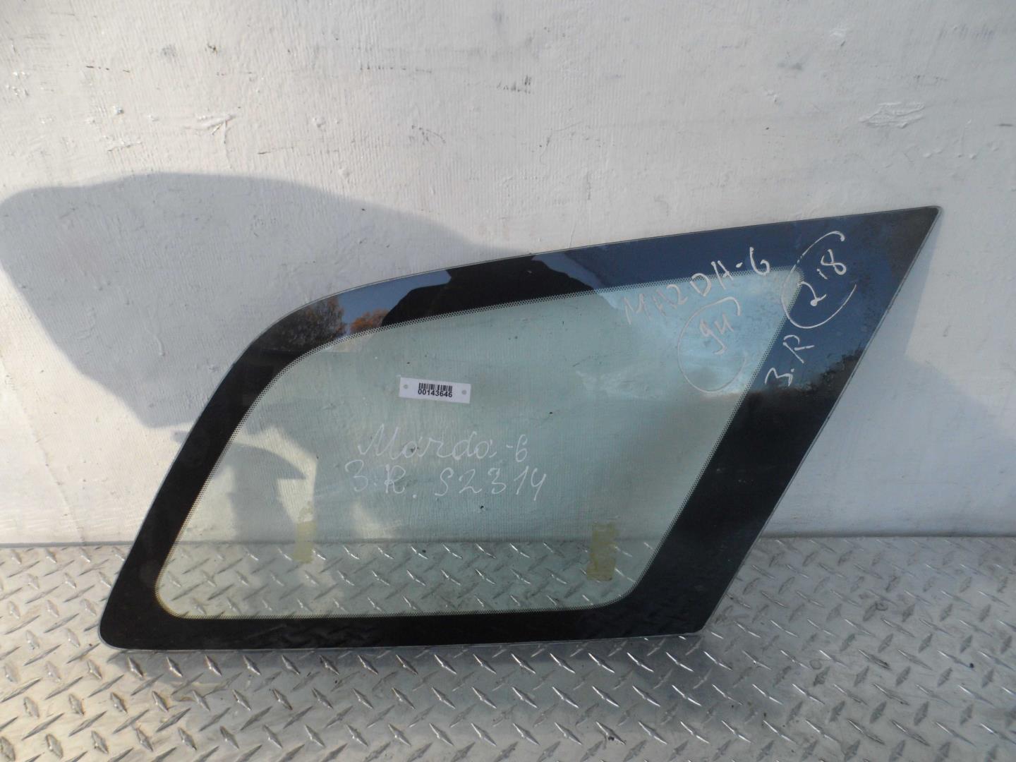 Стекло кузовное глухое правое