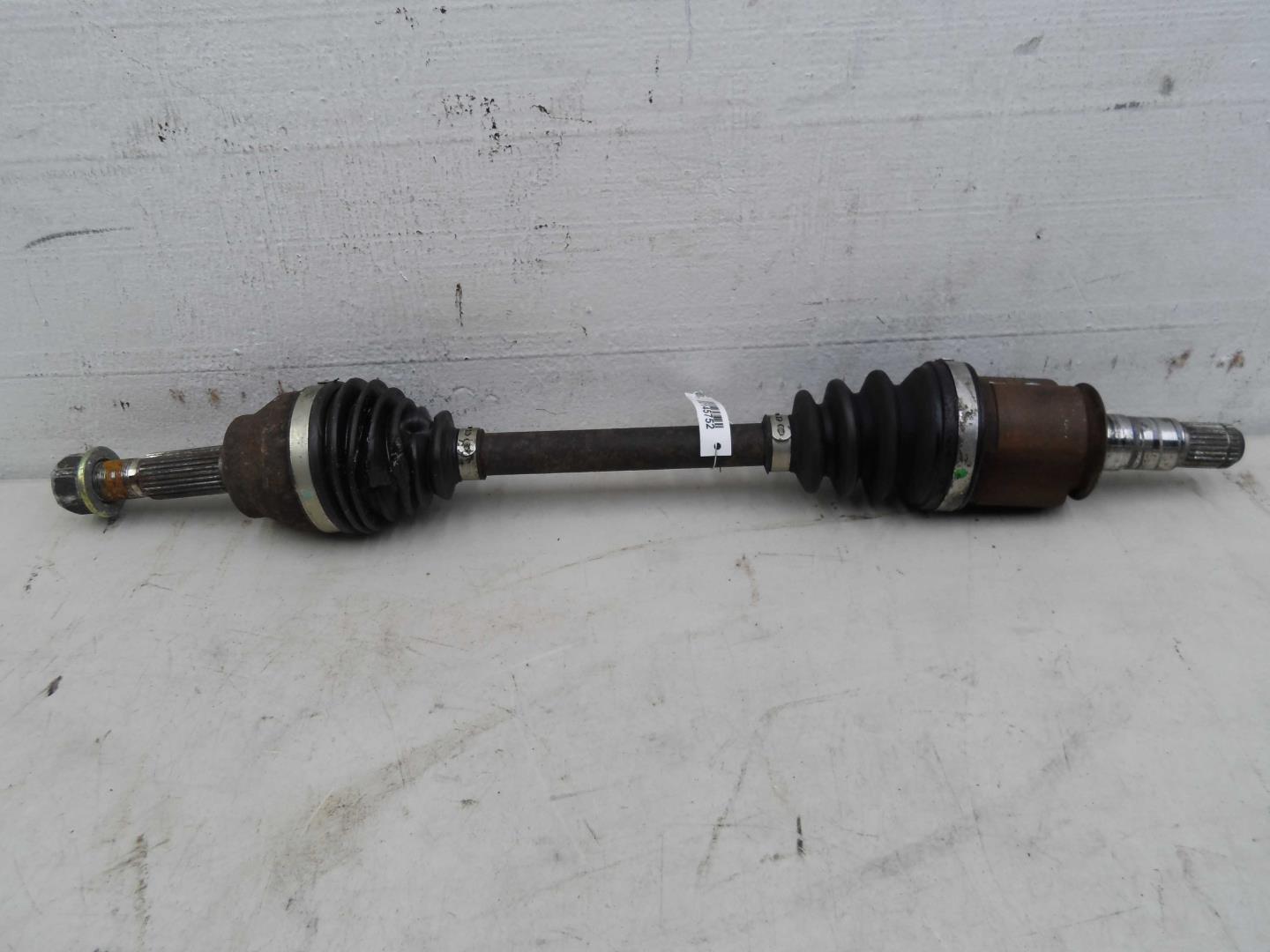 Полуось передняя правая