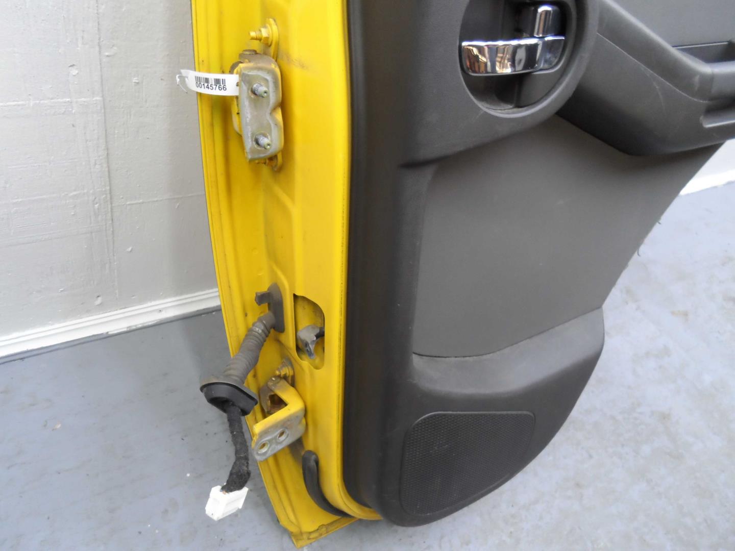 Стеклоподъемник электр. задний правый