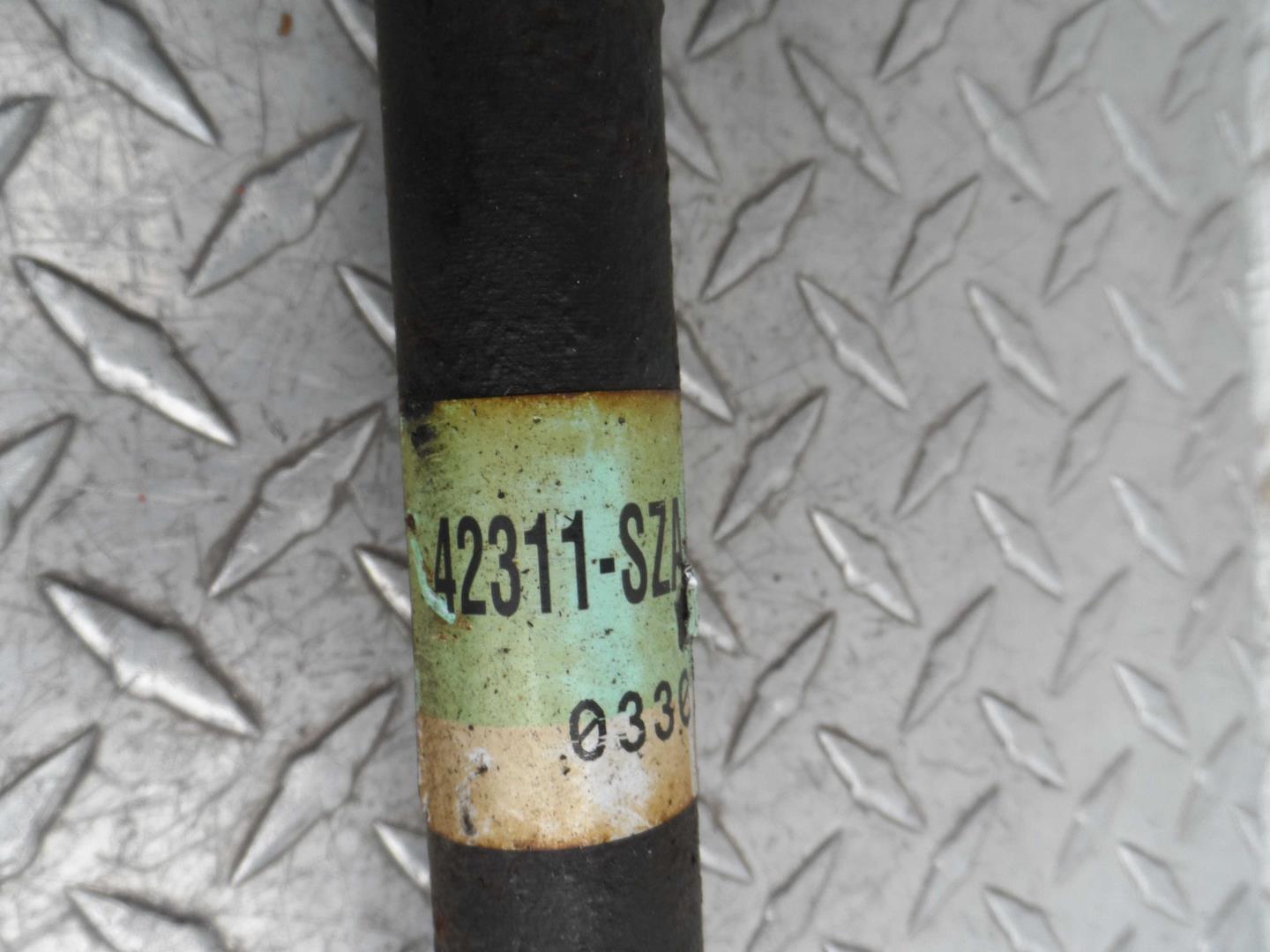 Полуось задняя левая