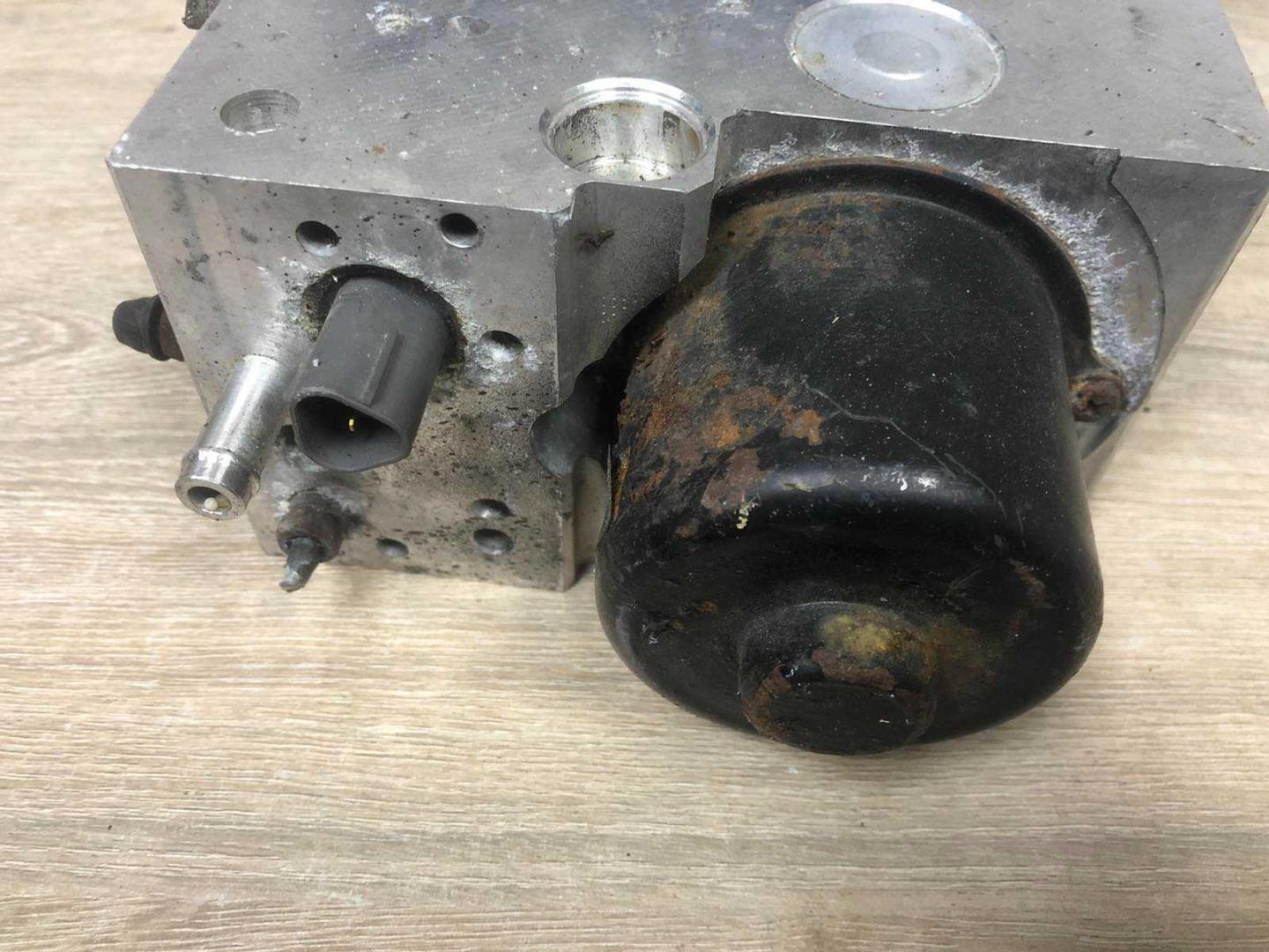 Блок ABS (насос)