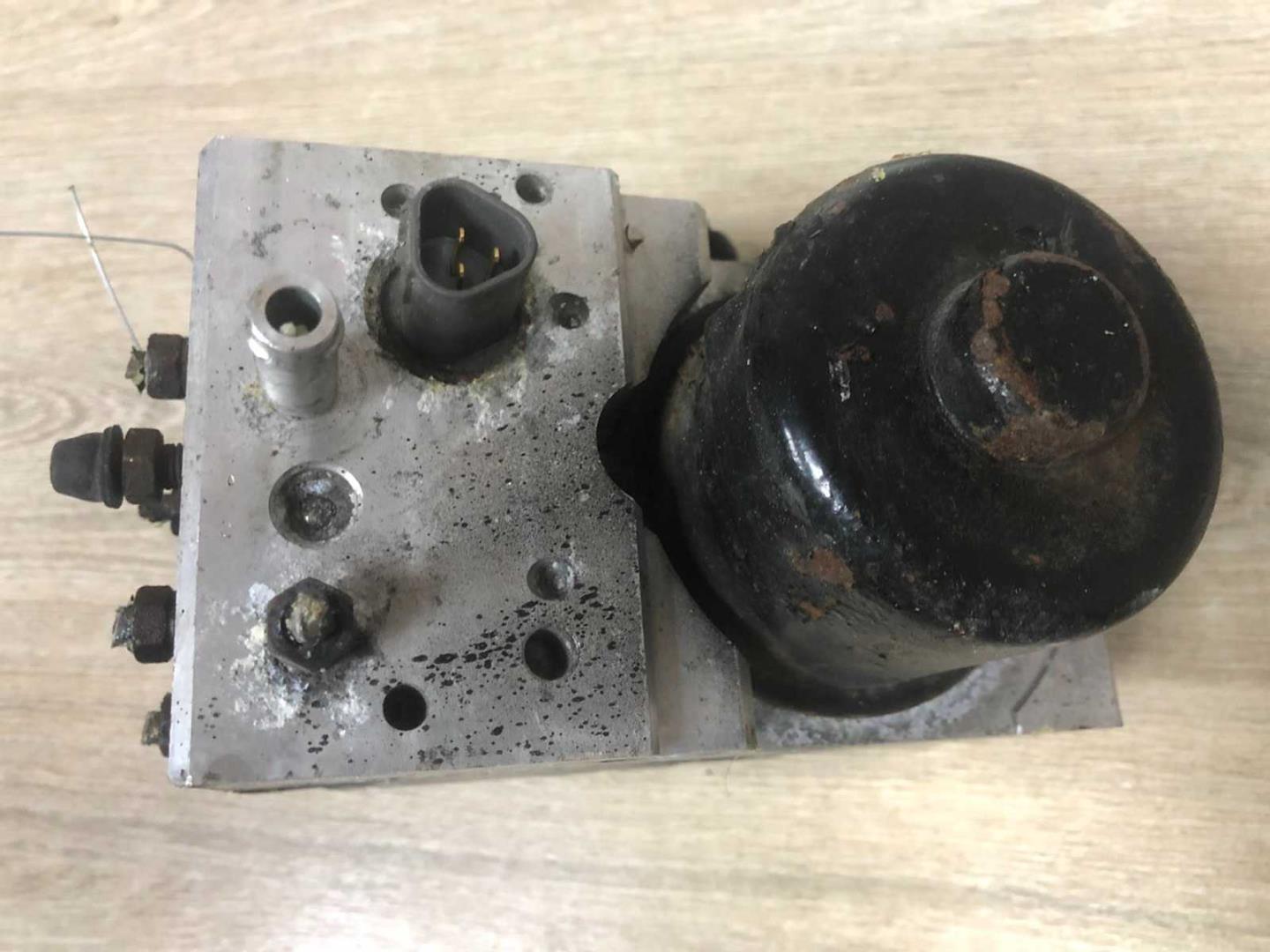 Блок ABS (насос)