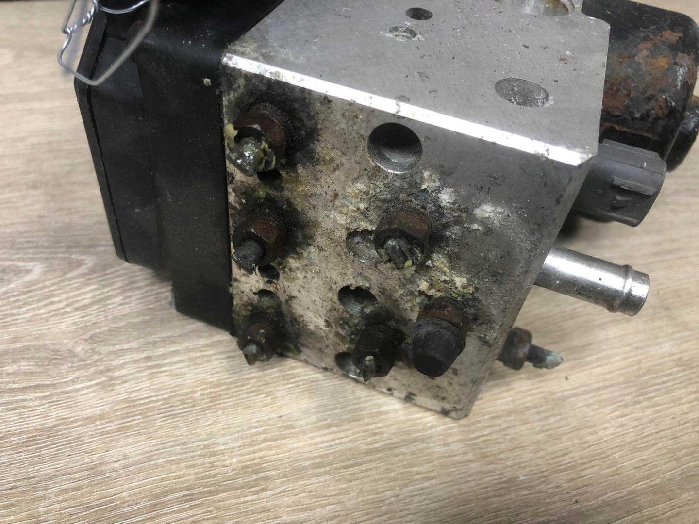 Блок ABS (насос)