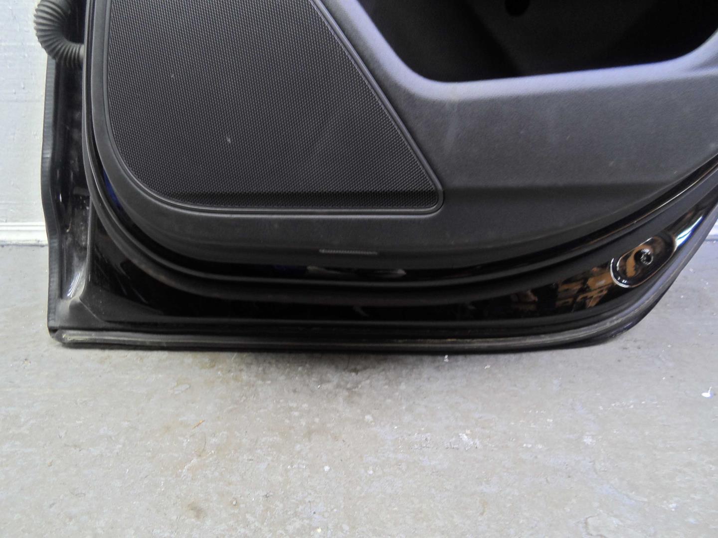 Ограничитель двери