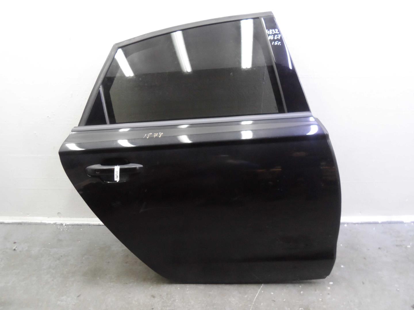 Ограничитель двери