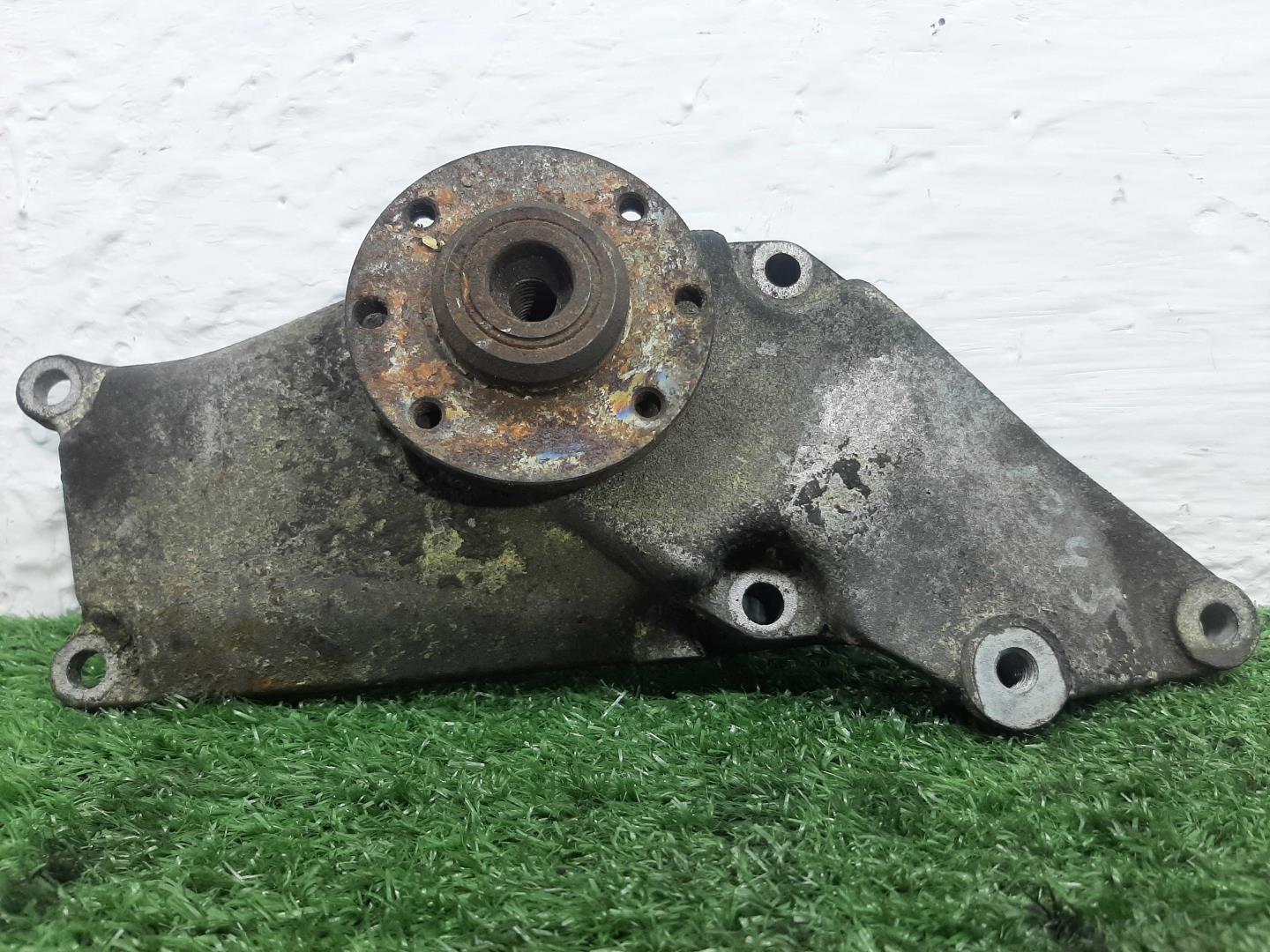 Кронштейн термомуфты