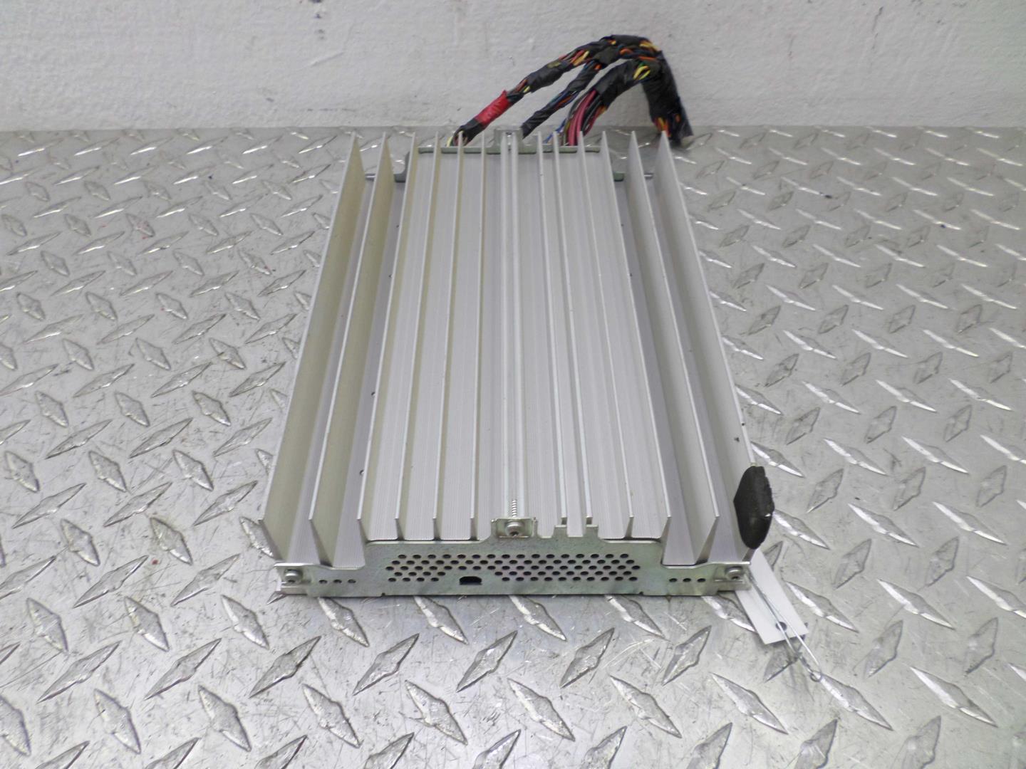 Усилитель акустической системы