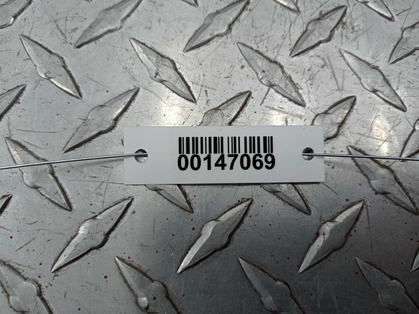 Стекло двери задней левой