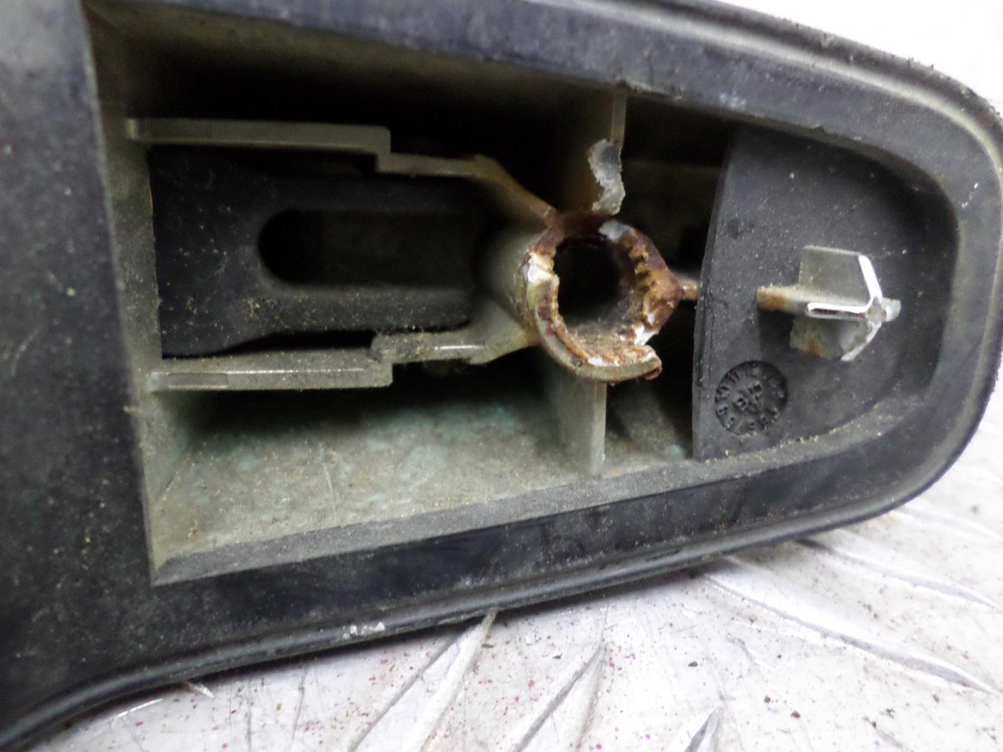 Ручка двери задней наружная правая