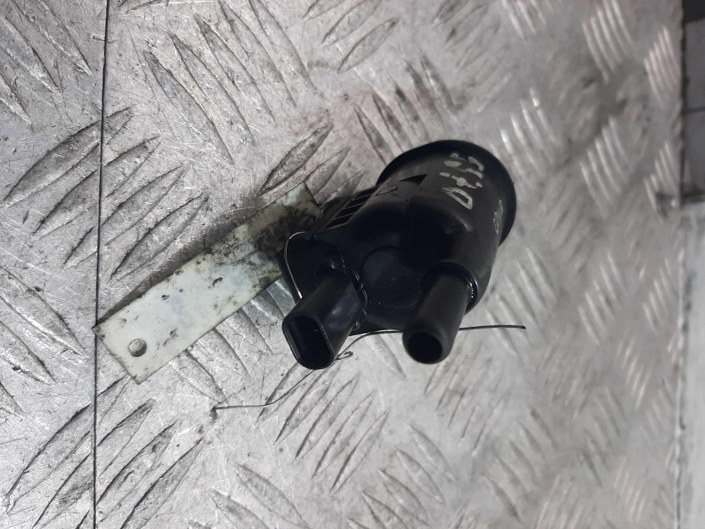 Клапан вентиляции топливного бака