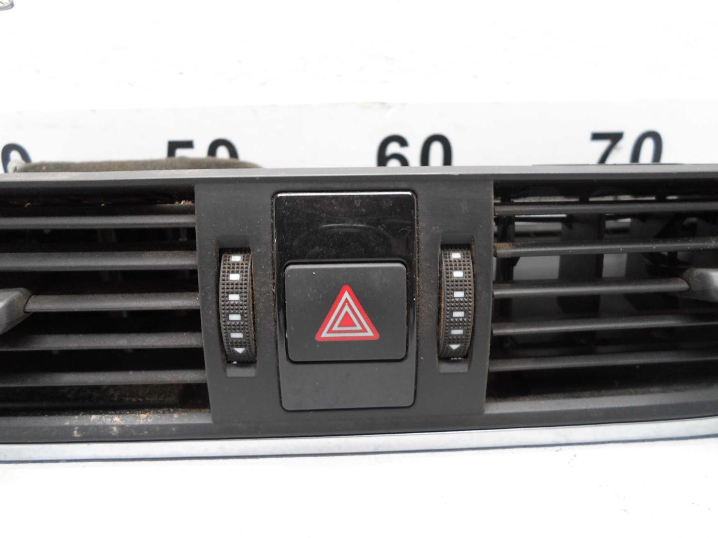 Дефлектор воздушный