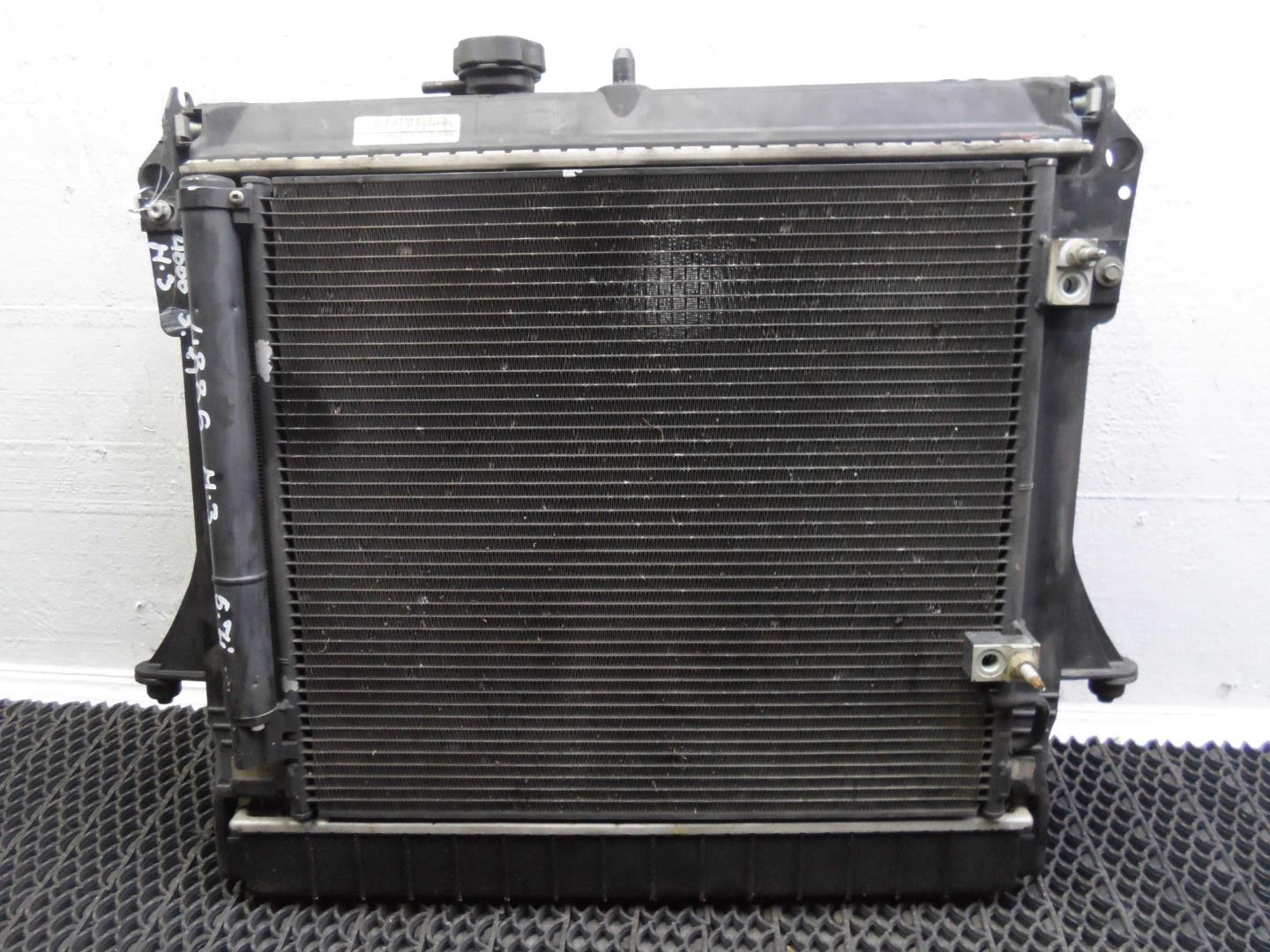 Радиатор кондиционера / конденсер