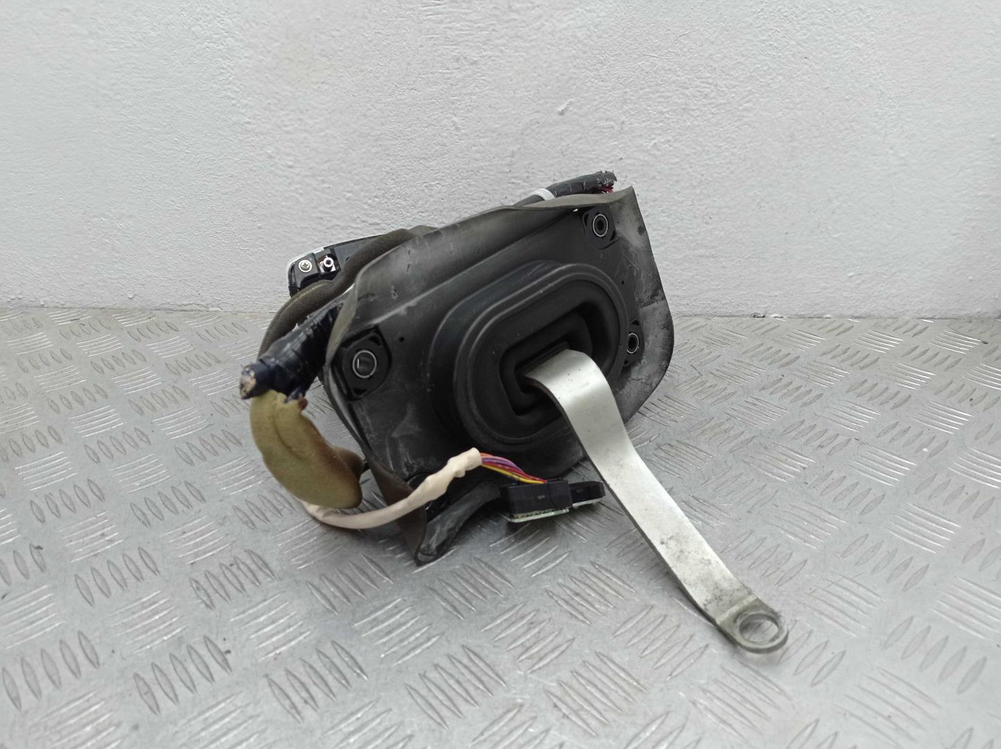 Кулиса МКПП / АКПП