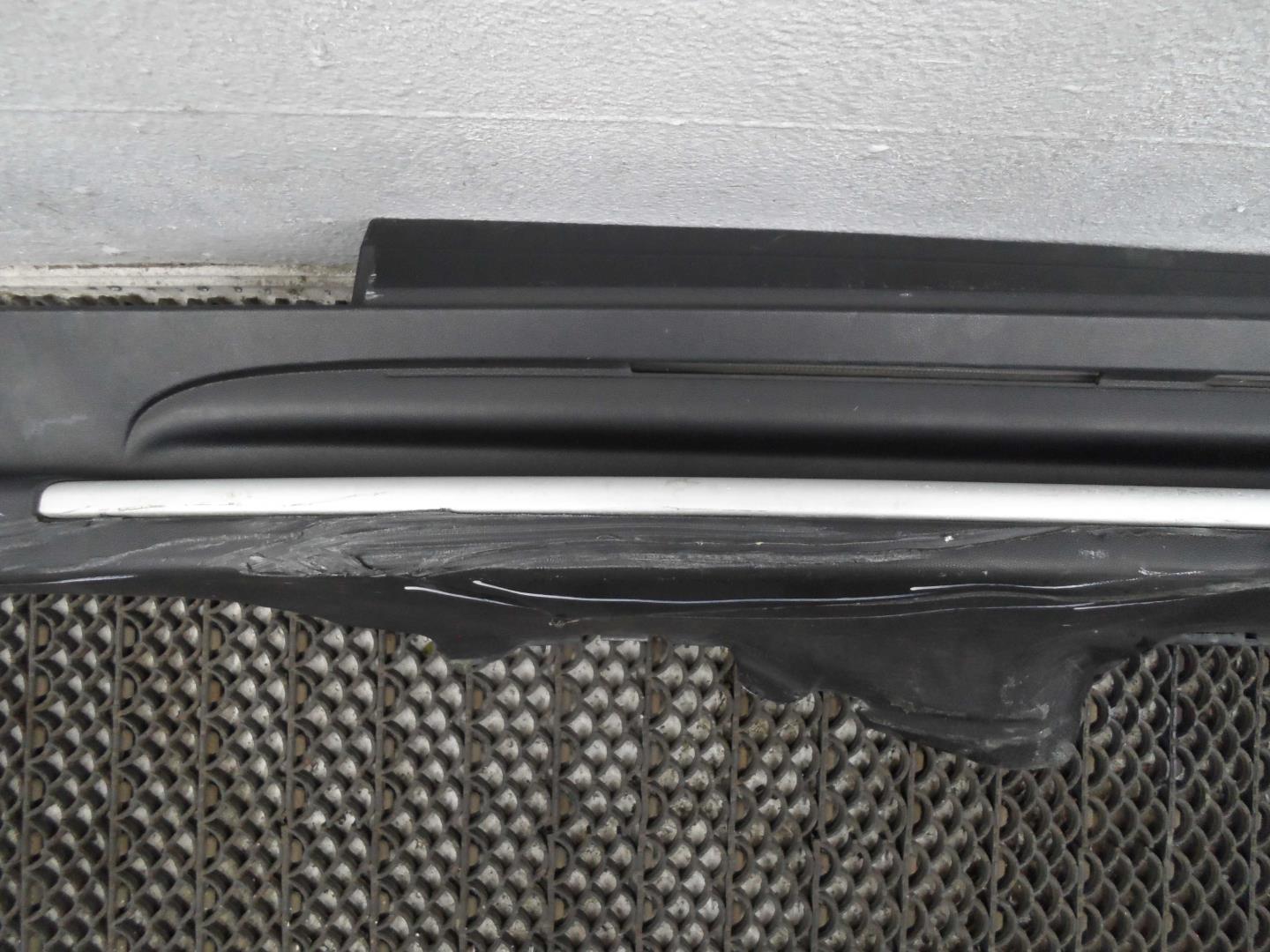 Подножка левая