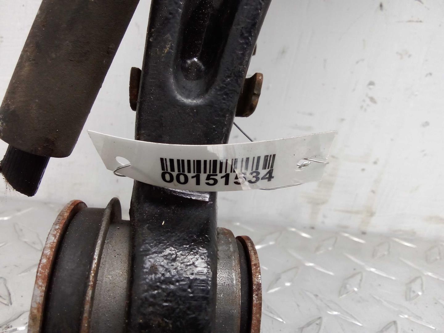 Рычаг передний верхний правый