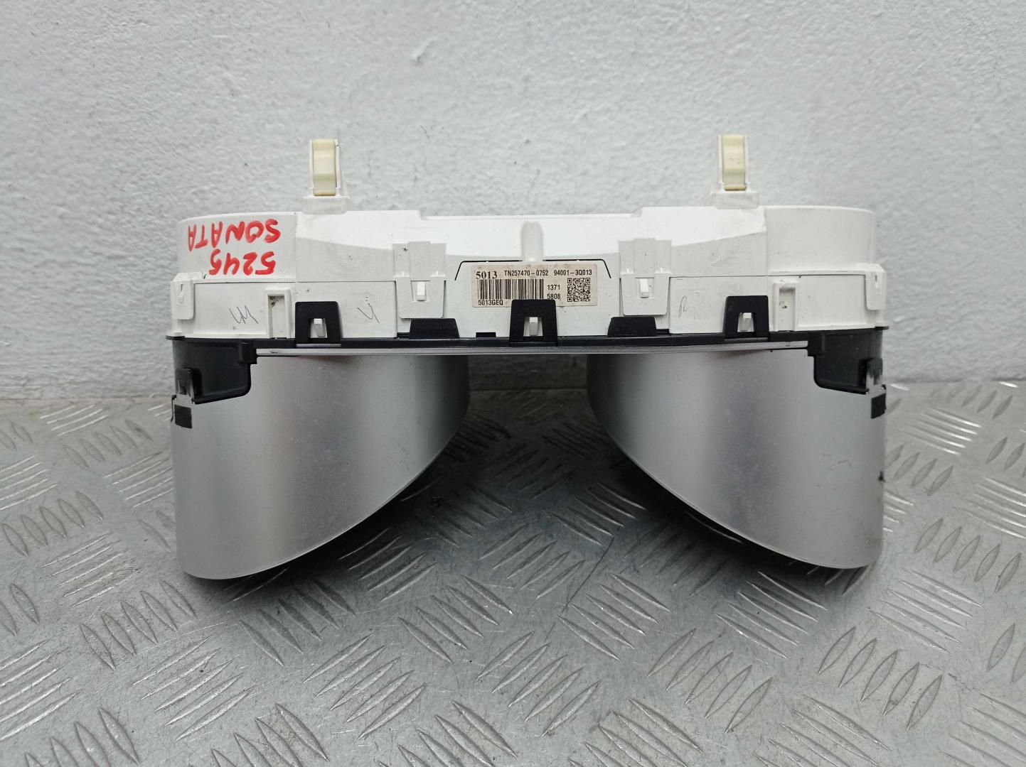 Панель приборов