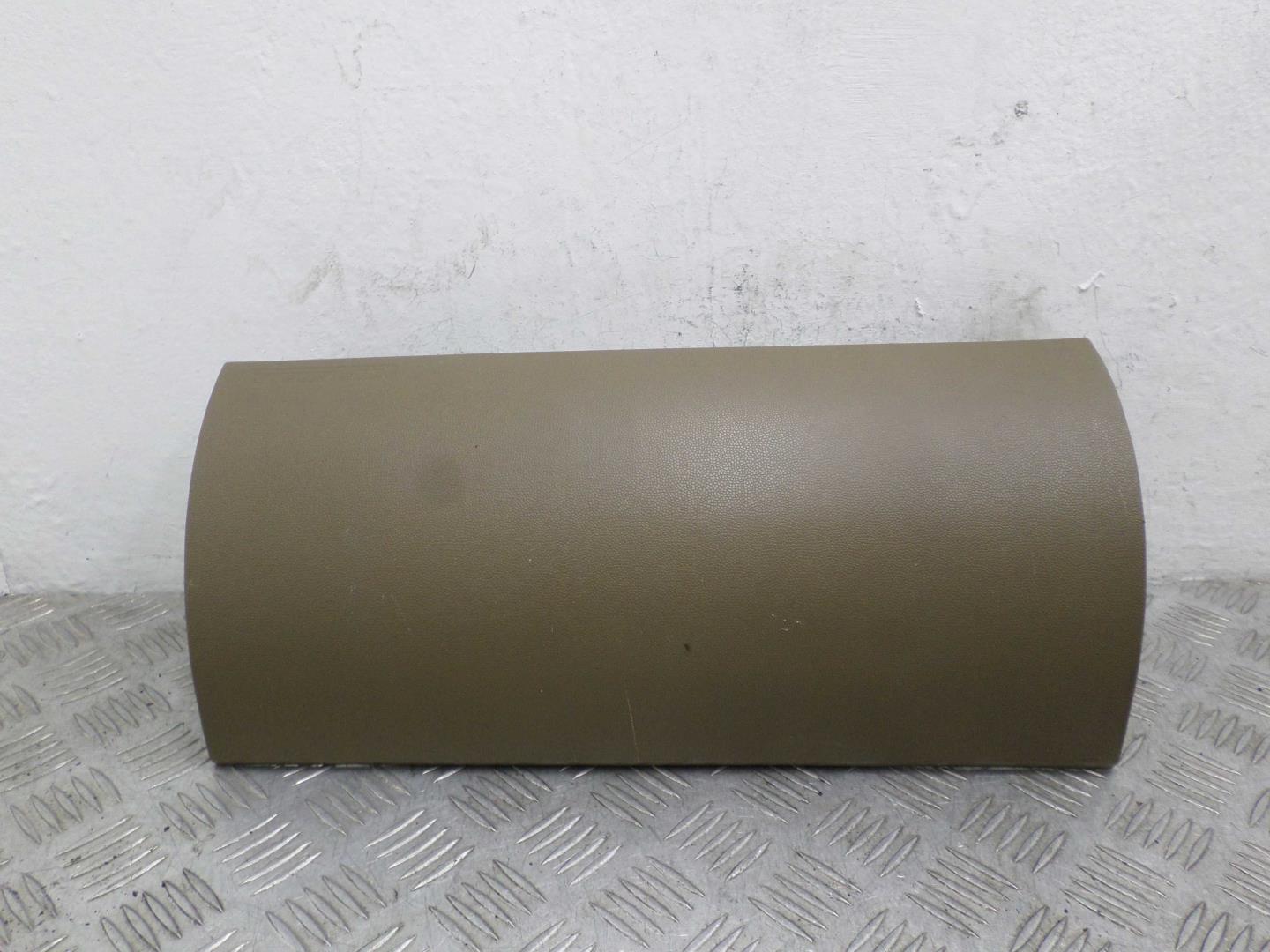 Подушка безопасности пассажирская (в торпедо)