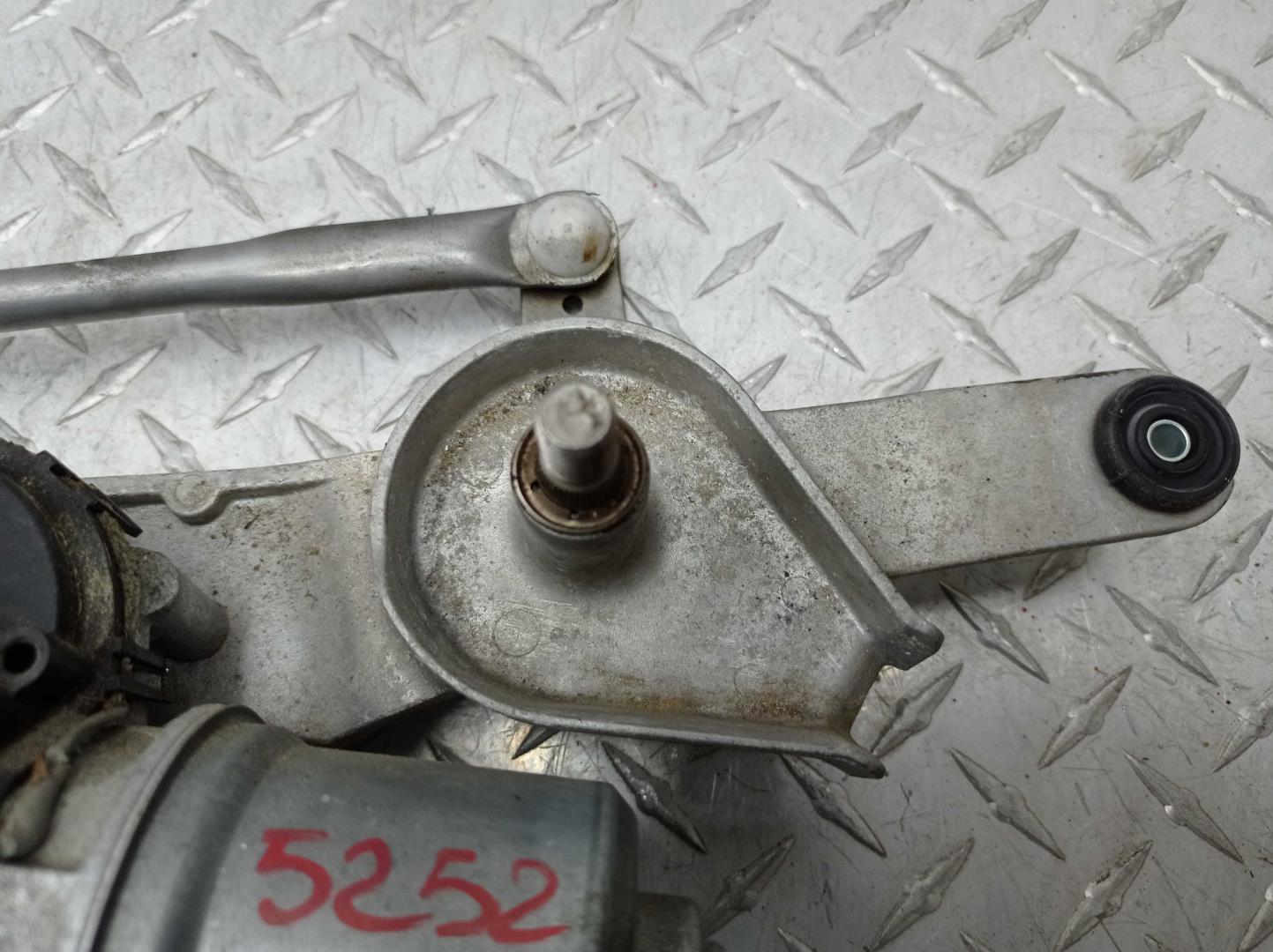 Трапеция стеклоочистителей