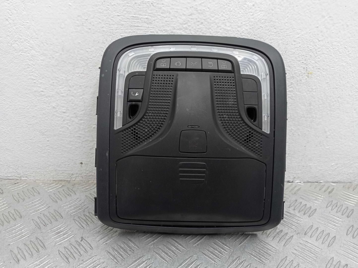 Плафон салонный