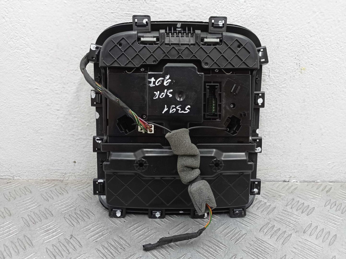 Плафон салонный