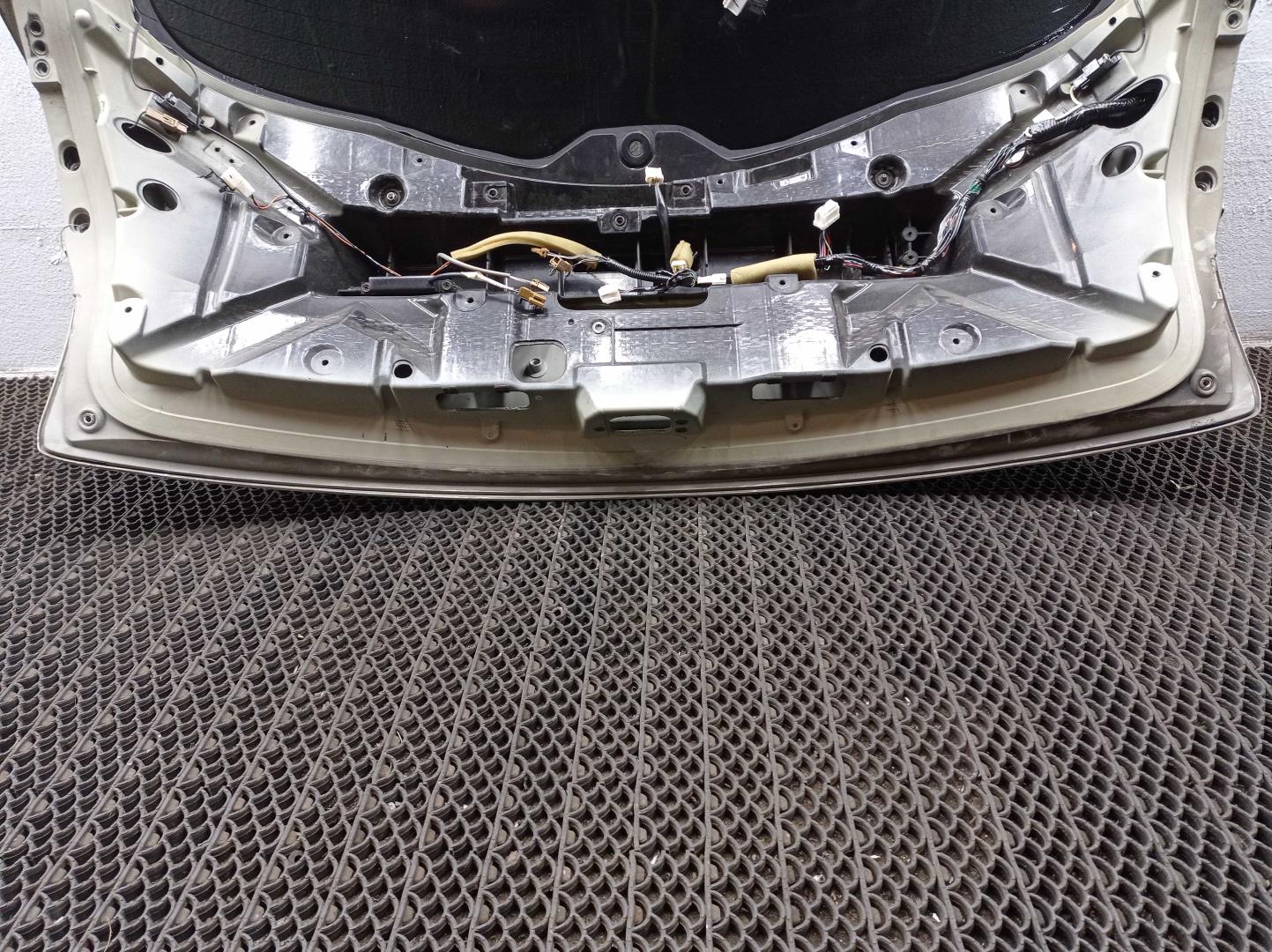 Крышка багажника