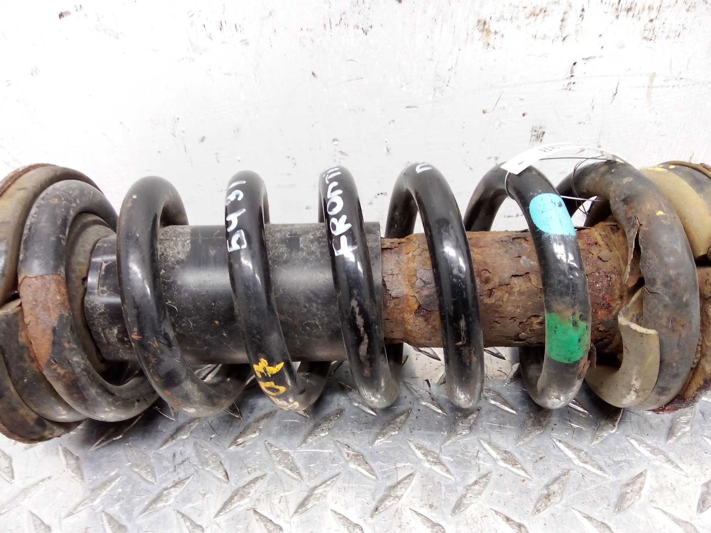 Амортизатор передний левый