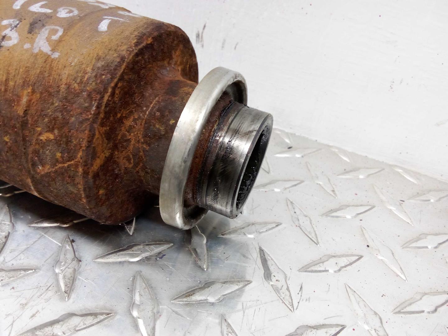 Полуось задняя правая