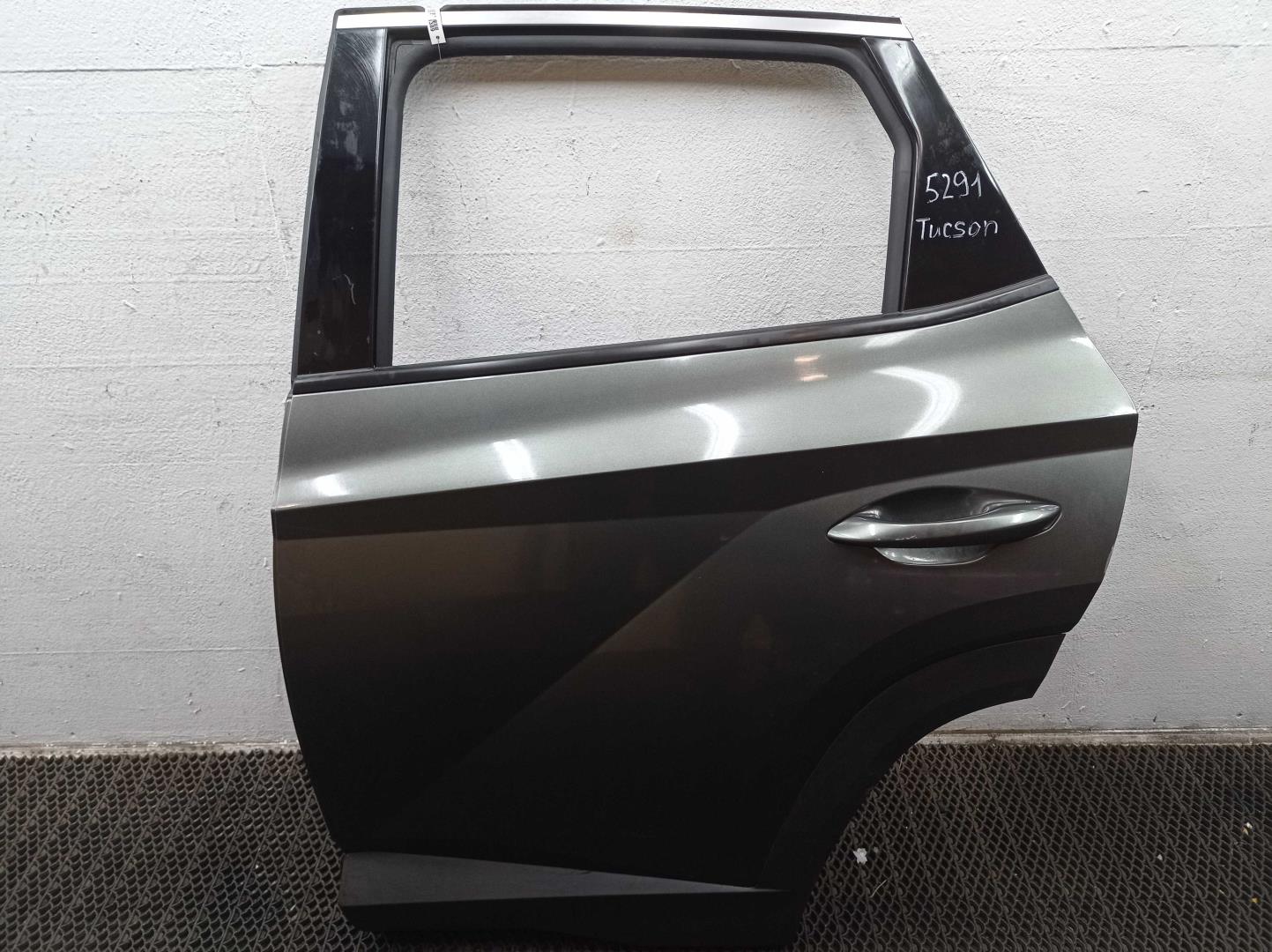 Стеклоподъемник электр. задний левый