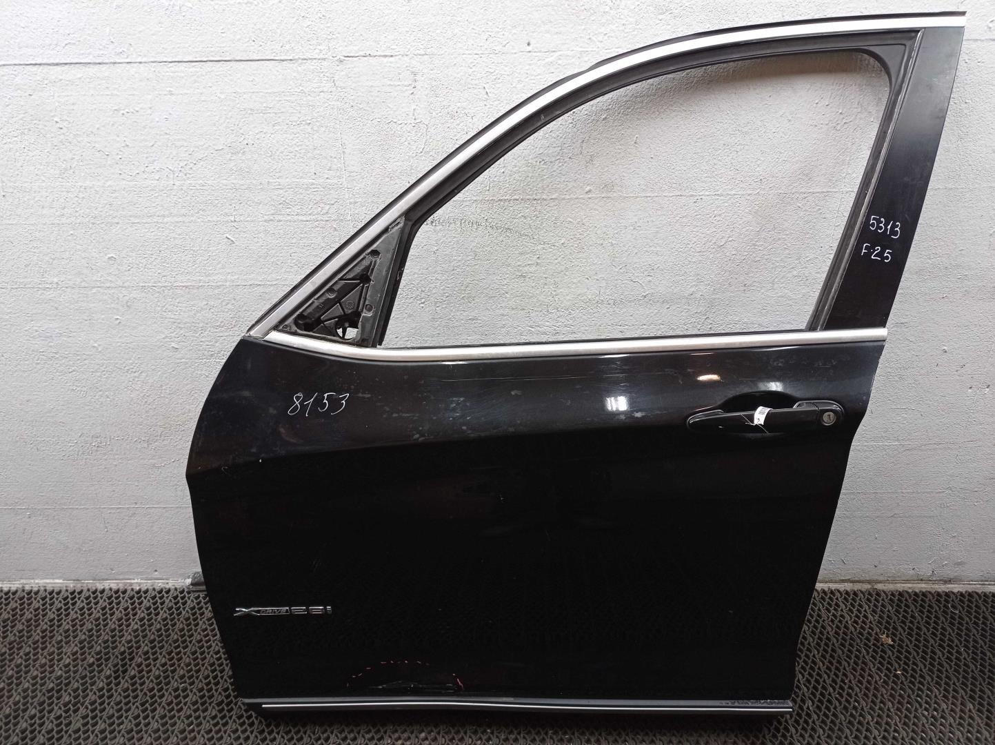 Дверь передняя левая