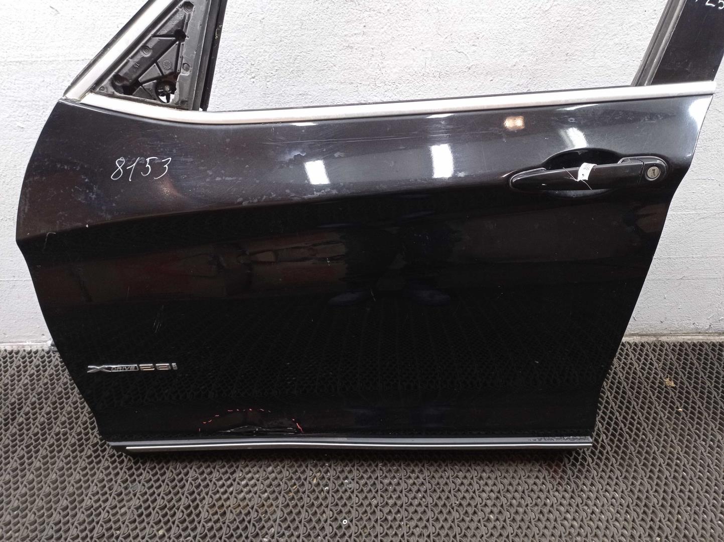 Дверь передняя левая