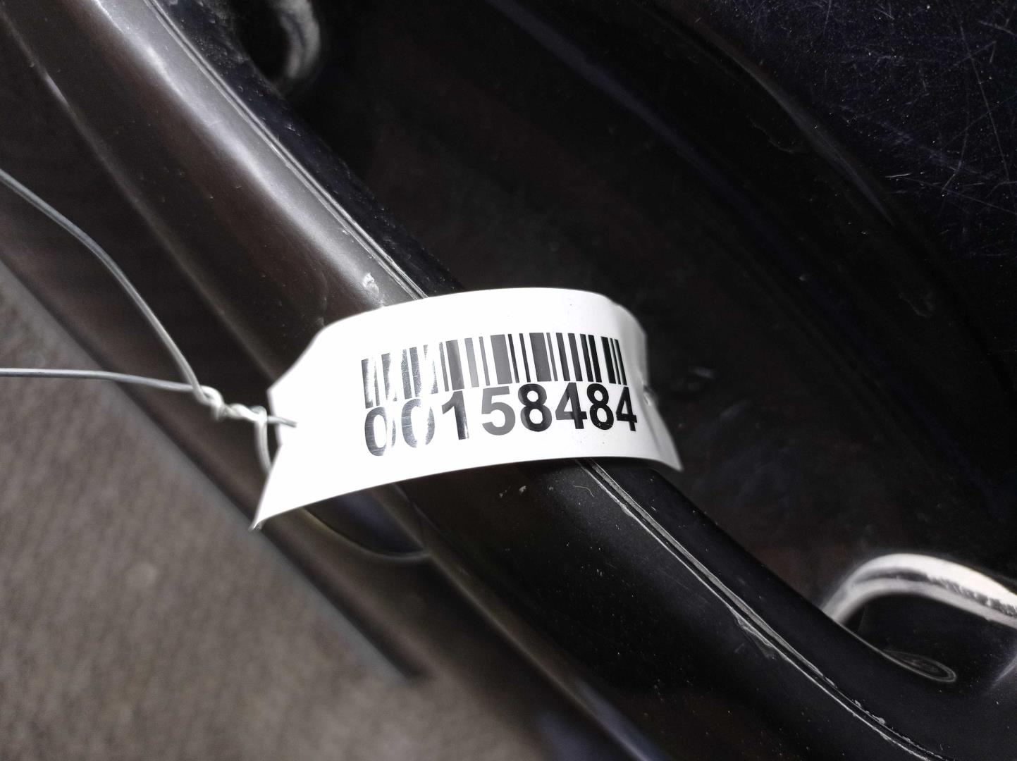 Ручка двери передней наружная левая