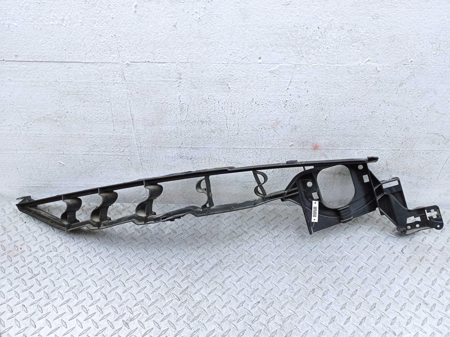 Кронштейн крепления крыла