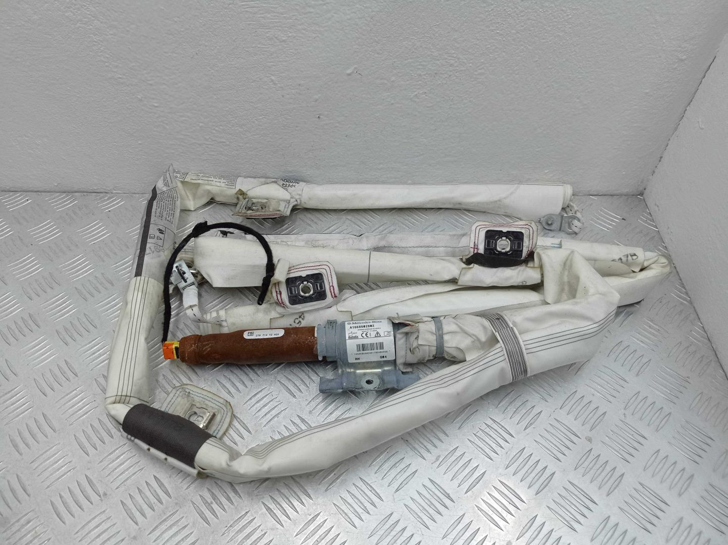 Подушка безопасности боковая (шторка)