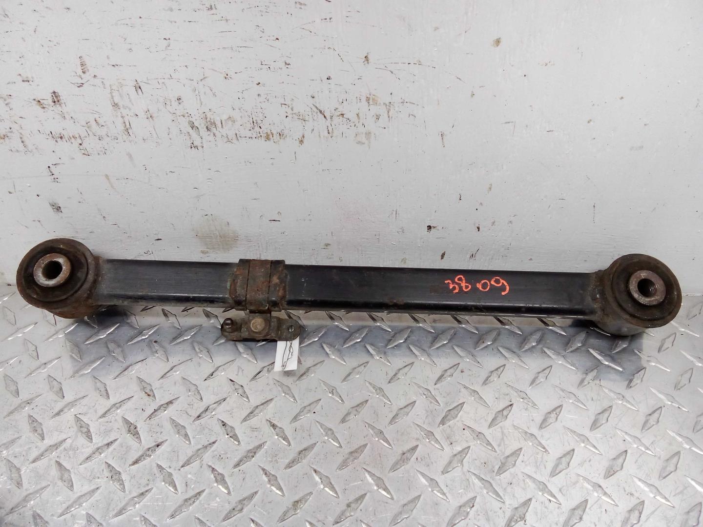 Рычаг задний левый