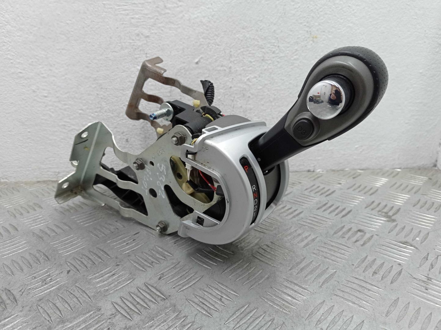 Кулиса МКПП / АКПП