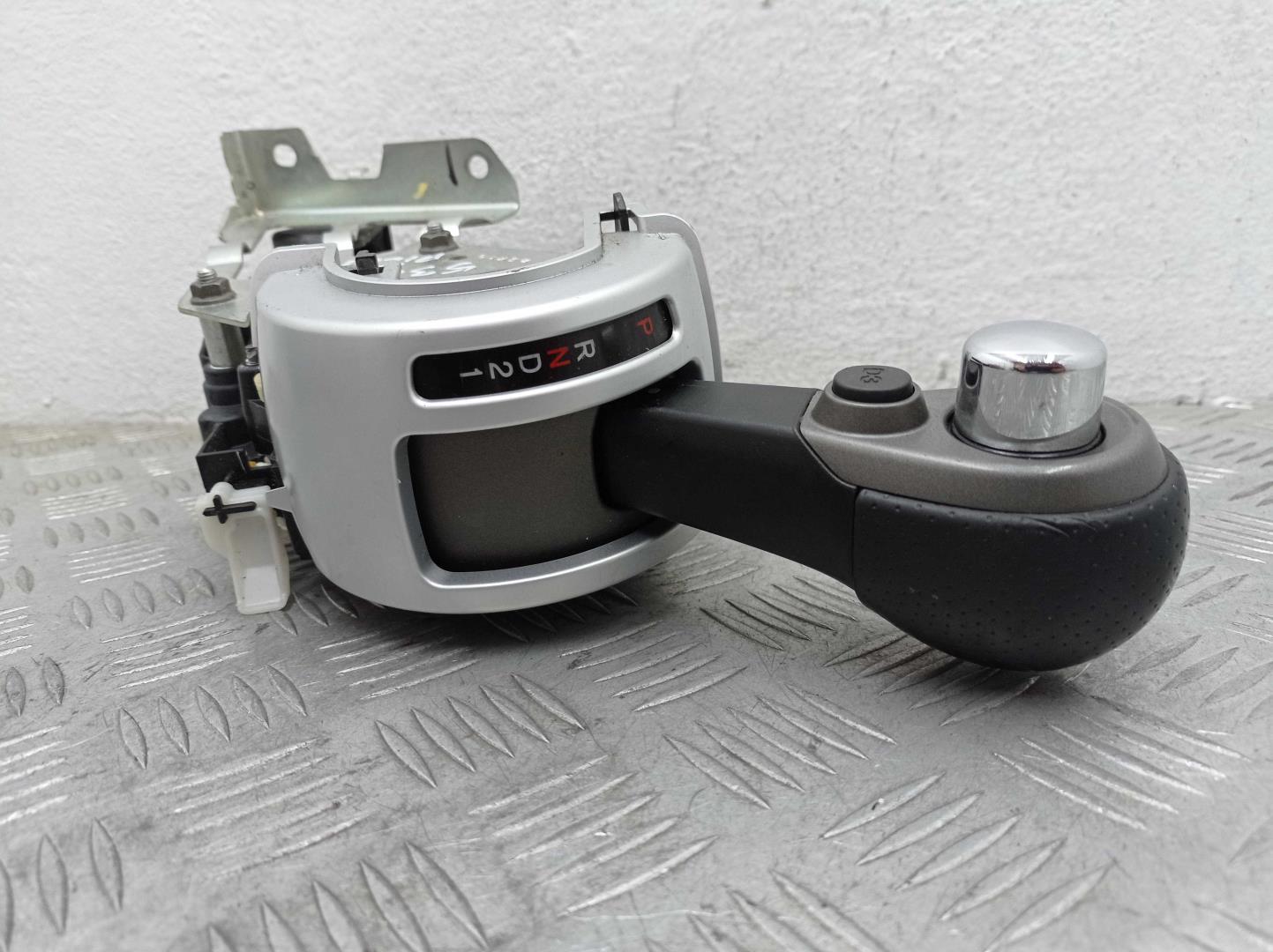 Кулиса МКПП / АКПП