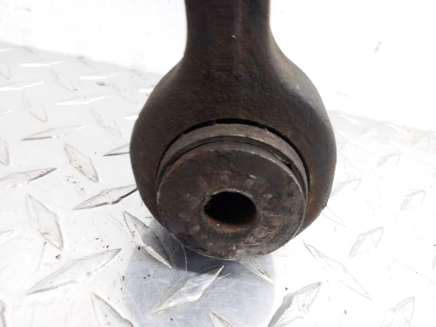 Рычаг передний верхний левый