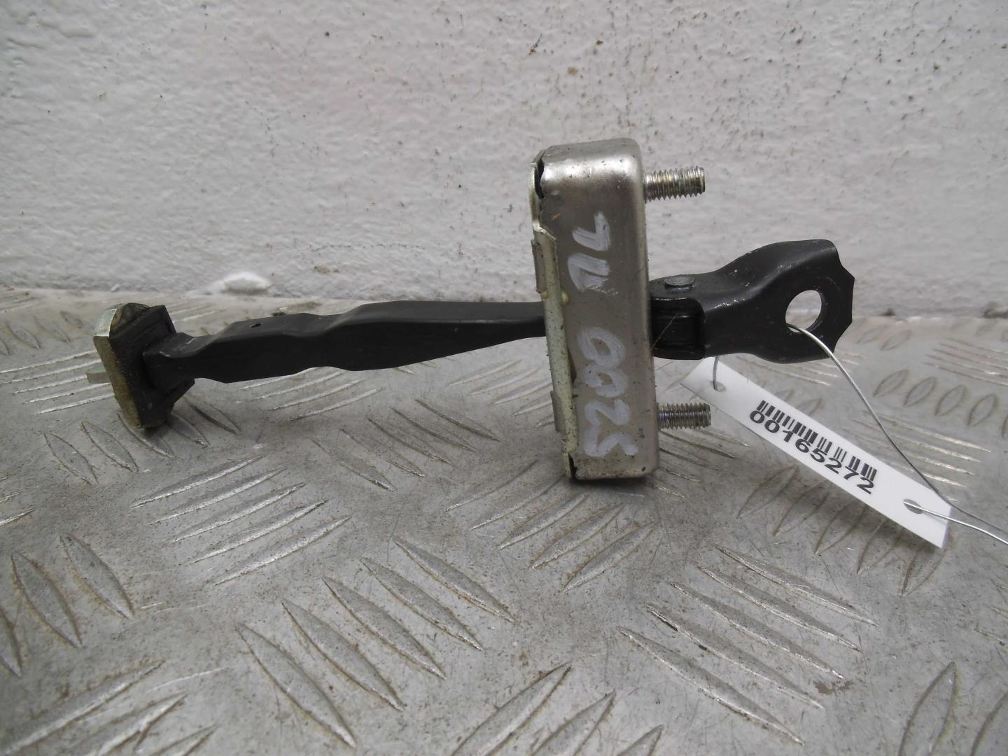 Ограничитель двери