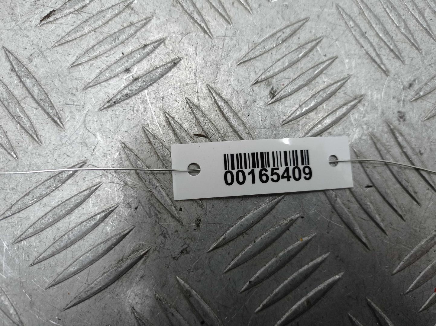 Петля капота левая