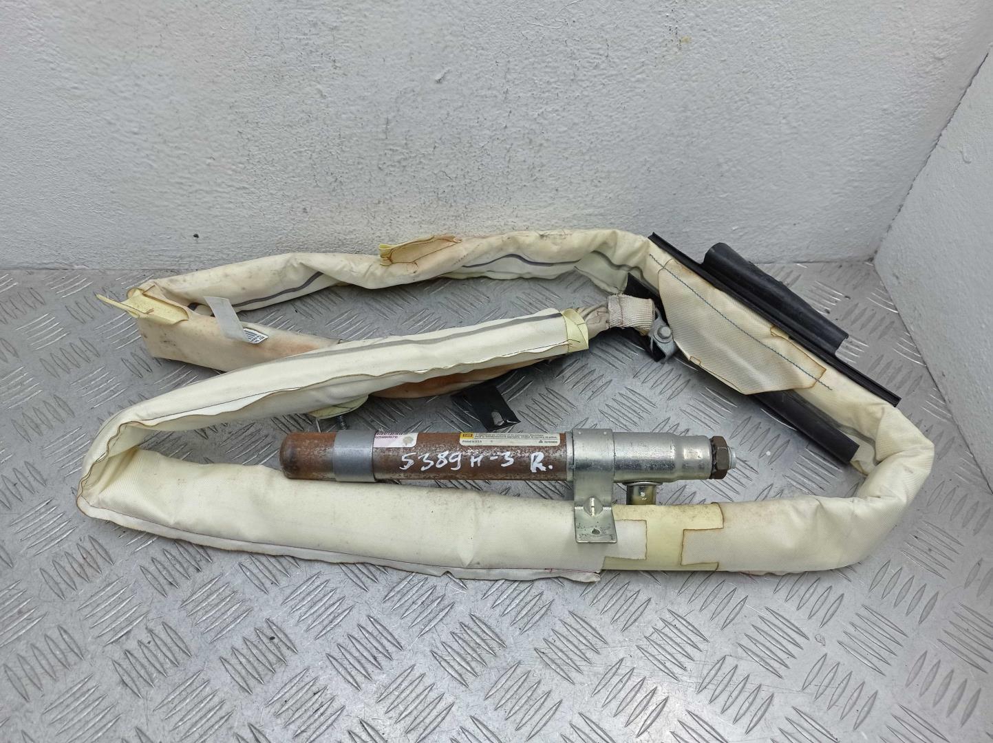 Подушка безопасности боковая (шторка)